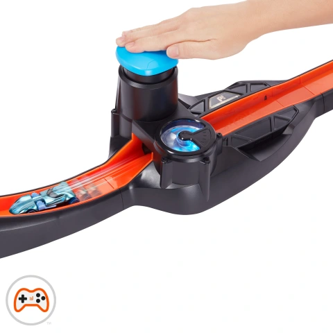 Hot Wheels Id Smart Track Kit: Race Track with Speed Cars