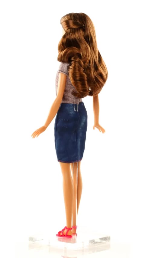 thumbnail video image 2 of Barbie Fashionistas Smile W Ith Style, Original Body Doll, 2 of 7