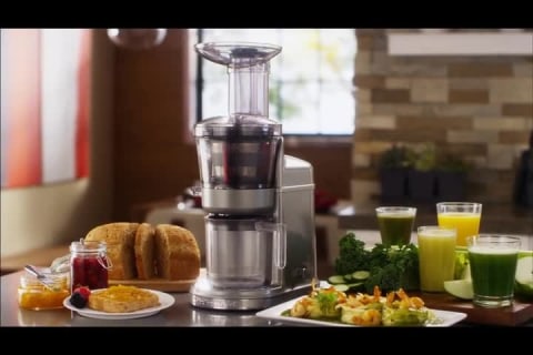 thumbnail video image 2 of KitchenAid Maximum Slow Health Electric Juicer Easy Fruit Juice Extractor, Black, 2 of 6