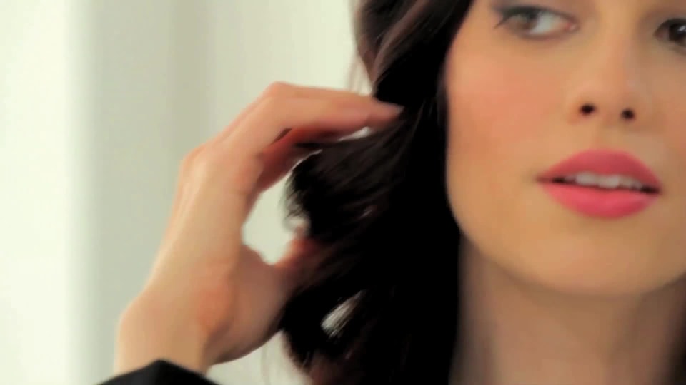 thumbnail video image 7 of L'Oreal Paris Superior Preference Mousse Absolue Hair Color, 7 of 7