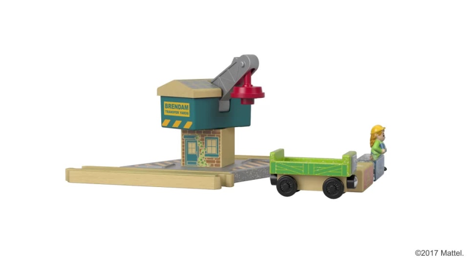 thumbnail video image 2 of Thomas & Friends Wood Spin & Lift Crane, 2 of 11