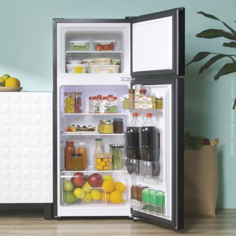 hisense 4.4 cu ft freestanding mini fridge freezer