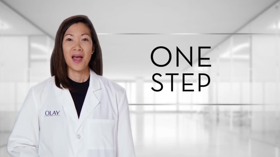 thumbnail video image 2 of Olay Daily Facials Sensitive Cleansing Cloths, Fragrance-Free, 33 Count, 2 of 10