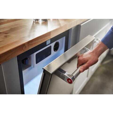 KitchenAid® 18'' Automatic Ice Maker with PrintShield™ Finish