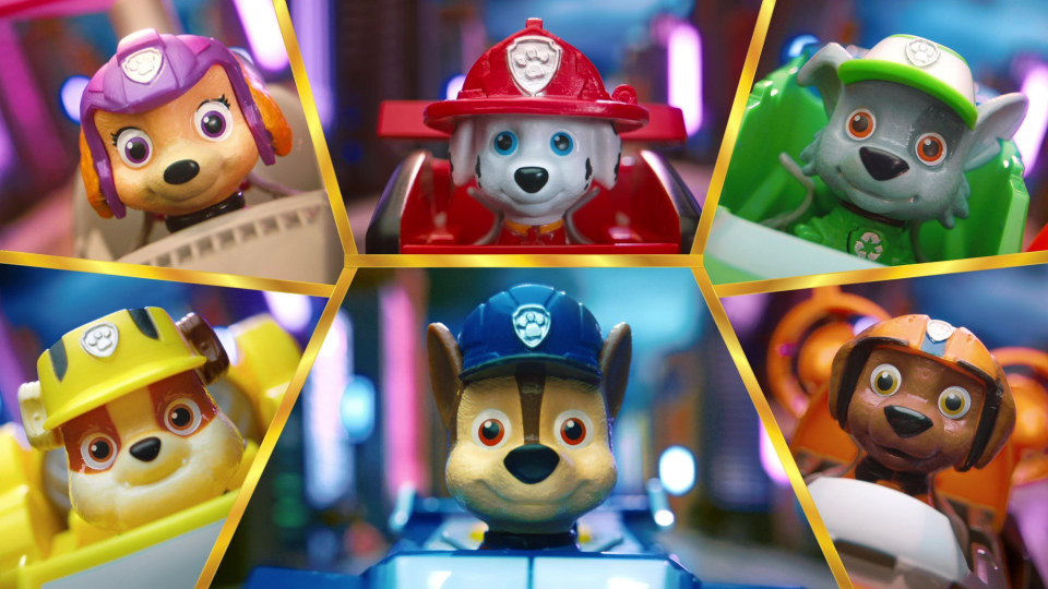 PAW Patrol, Chase Deluxe Transforming Movie Vehicle - image 2 of 8
