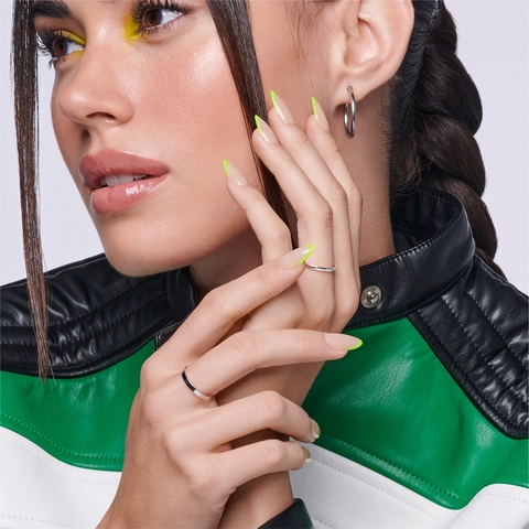 Ultra Comfort Fit &amp; Seamless Cuticle Line