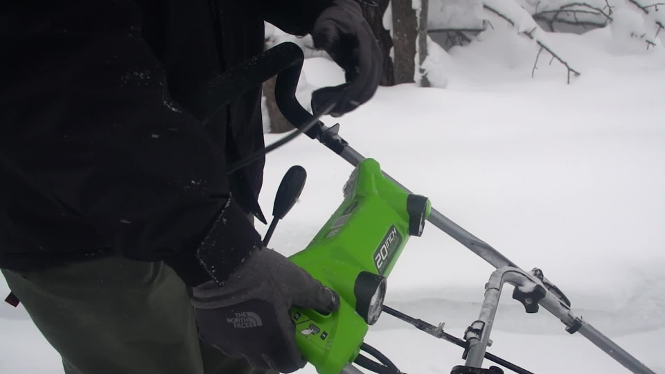Greenworks 13-Amp 20-Inch Corded Snow Thrower With Dual LED Lights