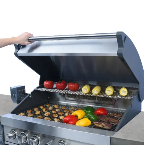 Member's Mark Deluxe 4-Burner Grill Island with Griddle