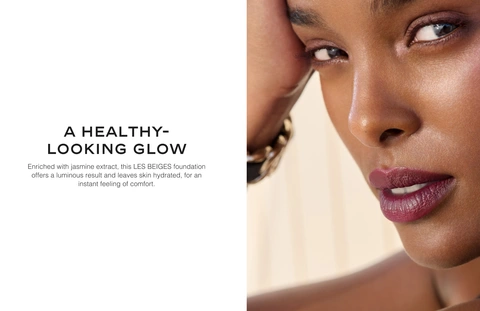 A HEALTHY-LOOKING GLOW Enriched with jasmine extract, this LES BEIGES foundation offers a luminous result and leaves skin hydrated, for an instant feeling of comfort.