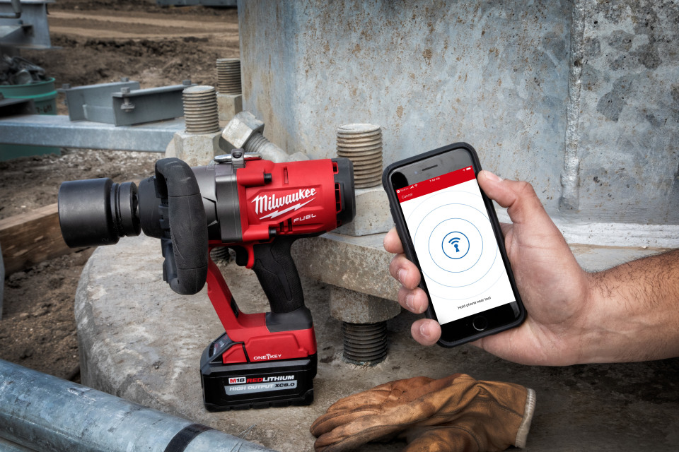 Cordless Impact Wrench: 18V, 1 Drive, 0 to 2,450 BPM, 0 to 1,650 RPM