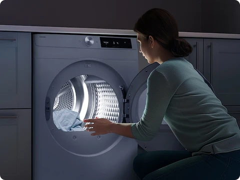 Samsung 24 in. 4.0 cu. ft. Smart Stackable Electric Dryer with
