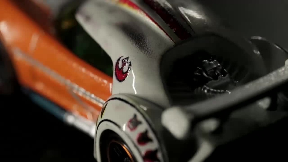 Hot Wheels Star Wars X-Wing Skywalker Character Car - Walmart.com