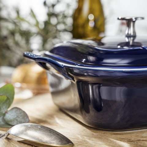 Staub Ceramic 3 Pc Mini Round Cocotte Set in Dark Blue — Las Cosas Kitchen  Shoppe