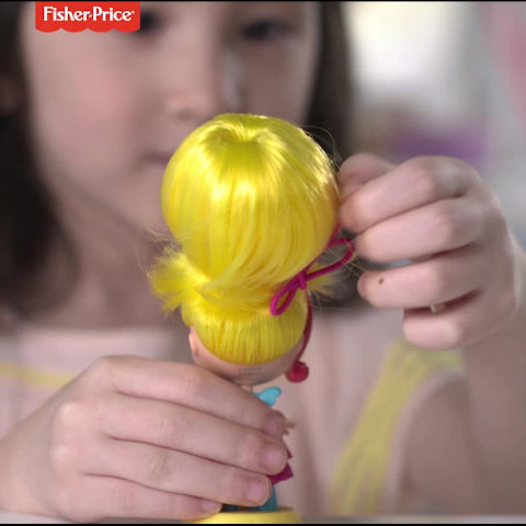 thumbnail video image 2 of Nickelodeon Sunny Day Wonder Bun Blair, 2 of 3