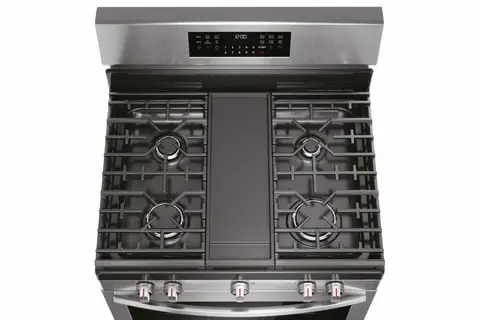 Maytag Smart True store Convection Gas Range