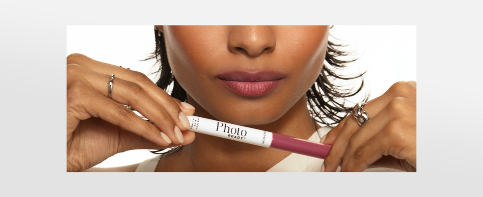 thumbnail video image 2 of PR RV PhotoReady Instant Blur Liner, Soft Matte, Glide-On Lip Makeup, 003 Dazed, 0.05 oz, 2 of 11