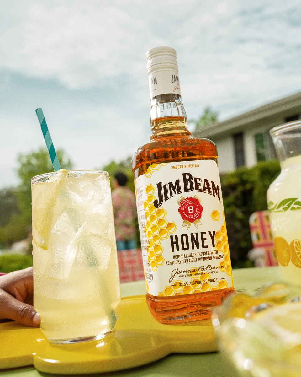 Jim Beam Honey Liqueur with Kentucky Straight Bourbon Whiskey, 750