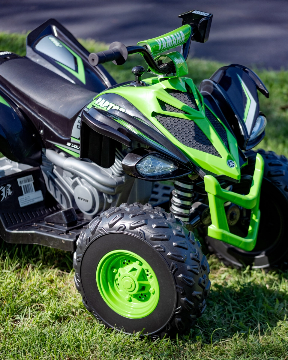 Power wheels raptor 700r online