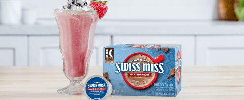 Swiss Miss Milk Chocolate Hot Cocoa 22 K-Cup with a Container of Jet-Puffed  Vanilla Marshmallow Bits and a Bundled Things Serving Spoon