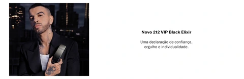 Rauw Alejandro segurando o frasco do 212 VIP Black Elixir da Carolina Herrera diante de pr&#233;dios ao anoitecer. Texto: &#39;Novo 212 VIP Black Elixir. Uma declara&#231;&#227;o de confian&#231;a, orgulho e individualidade.