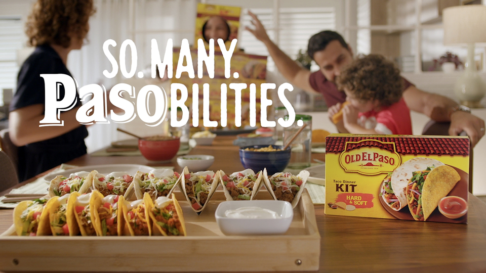 Old El Paso Taco Dinner Kit, with Nacho Cheese Flavored Taco Shells, Bold