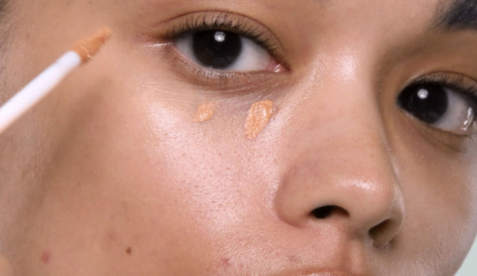 thumbnail video image 2 of Almay Clear Complexion Concealer, Cruelty-Free Makeup for Acne-Prone Skin, Non-Comedogenic, Vegan, Hypoallergenic, 050, 0.3 fl oz, 2 of 14