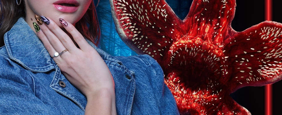 STRANGER THINGS NETFLIX