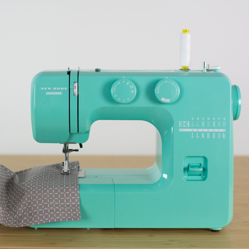 Janome Arctic Crystal Easy-to-Use Sewing Machine 