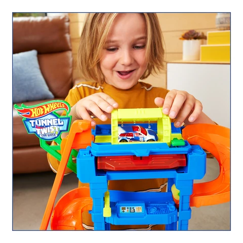 Hot Wheels® Tunnel Twist Car Wash Meijer
