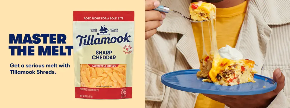 Tillamook Farmstyle Thick Cut Mozzarella Shredded Cheese, 8 oz