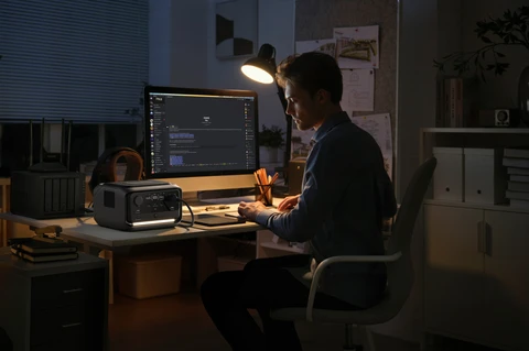 <10 ms pro-grade auto-switch