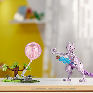  Mega Construx Pokemon Mew vs. Mewtwo Clash Construction Set  with character figures, Building Toys for Kids (341 Pieces) : Toys & Games