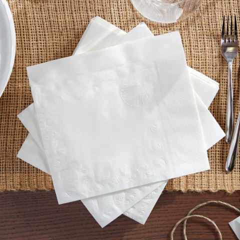 Luxe 15 x 17 White Dinner Napkin - 2ply