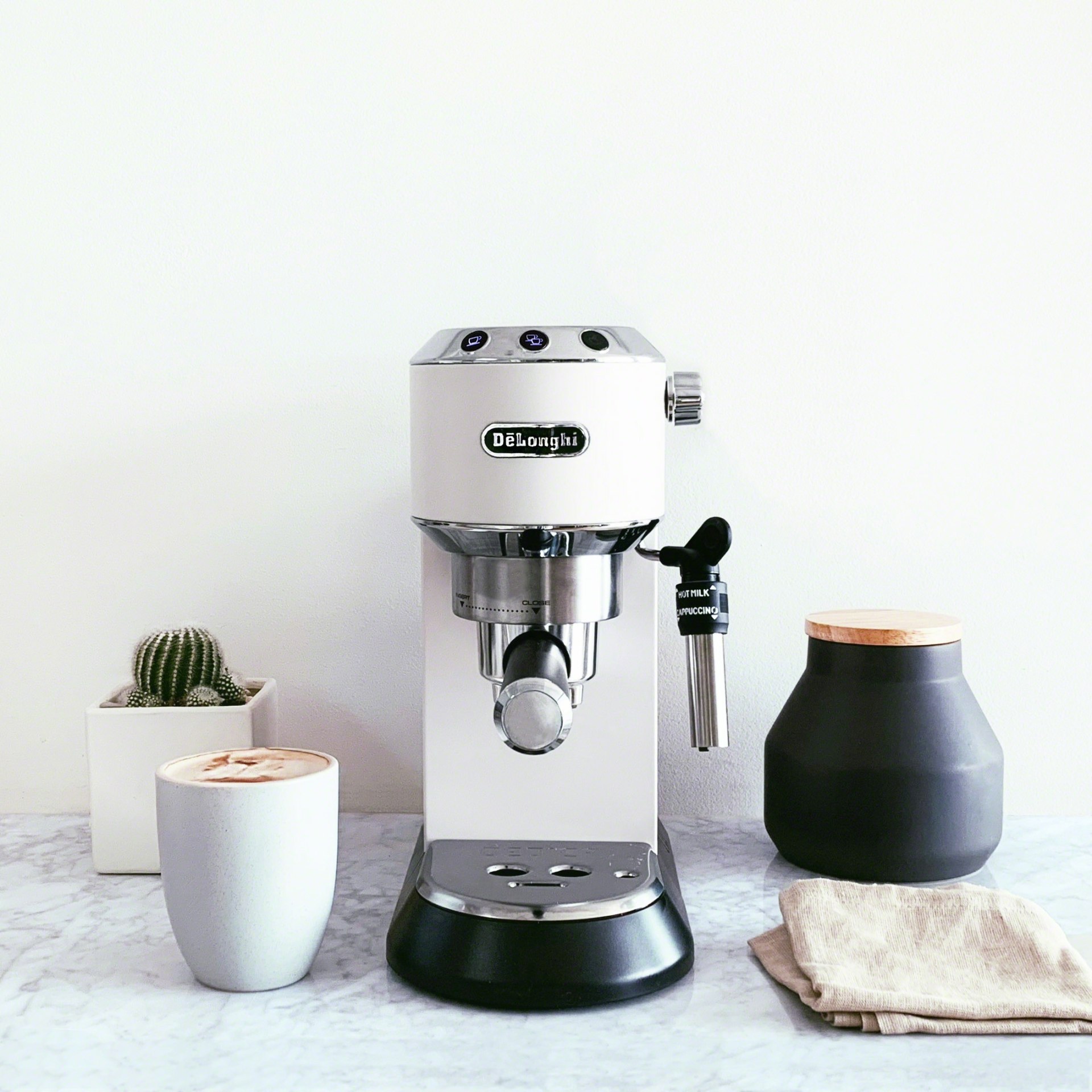 De'Longhi EC685M Dedica Deluxe Manual Pump Espresso Machine ShopEZ USA