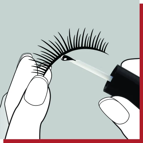 2. Apply KISS Lash Adhesive along lash band.