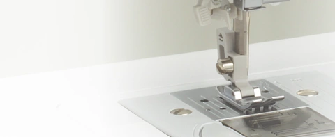 17 Stitch Mechanical Sewing Machine | HomeSewingEmbroidery