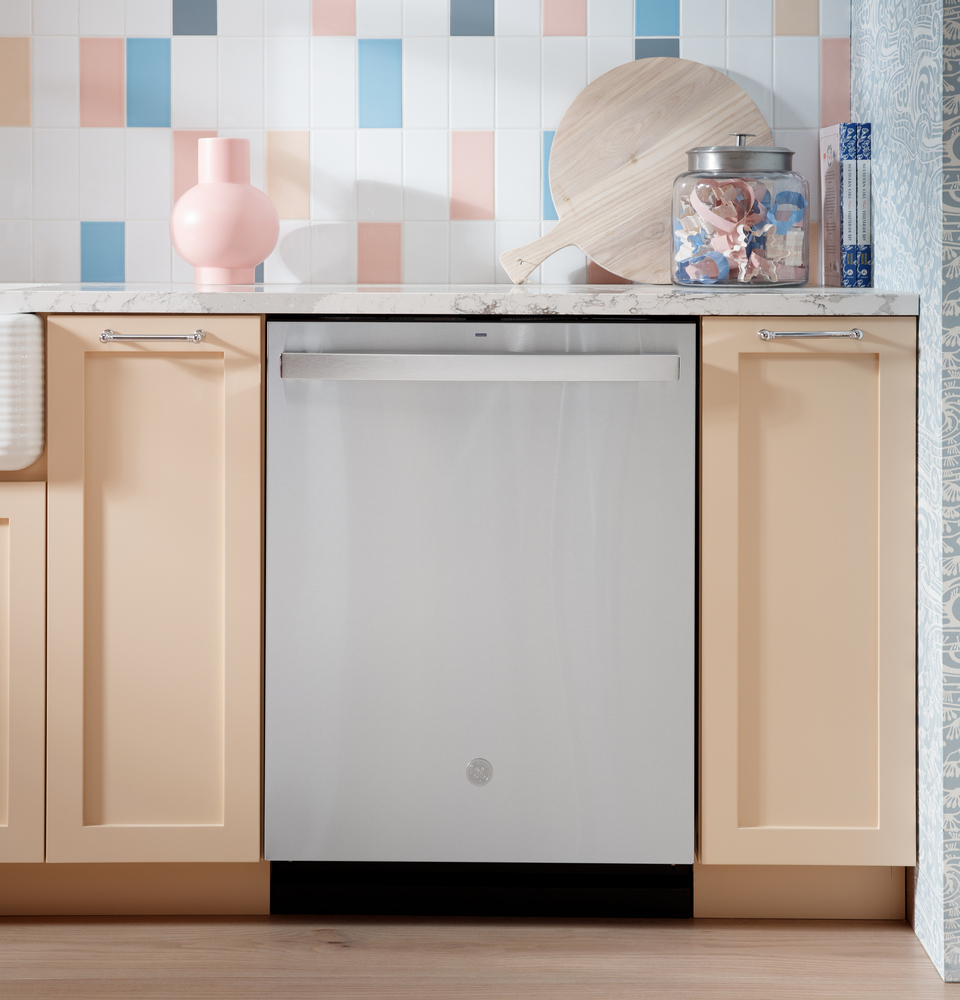 GE 24-inch Stainless Steel Top Control Dishwasher