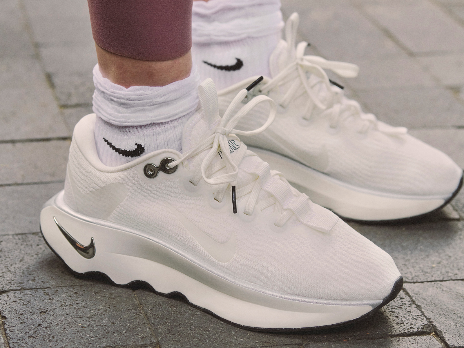 スニーカー Nike Women's Motiva Walking Shoes Nike Women's Motiva Walking Shoes | Dick's Sporting Goods