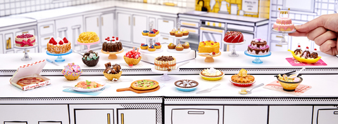Make It Mini Food™ Cafe Series 1 Minis - MGA's Miniverse Assorted