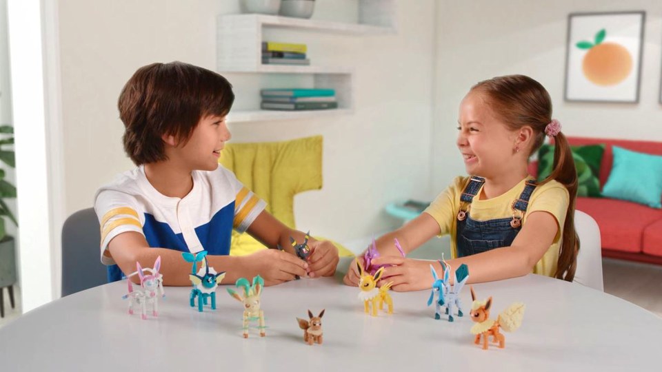 MEGA Pokémon Every Eevee Evolution Toy Building Set Vaporeon