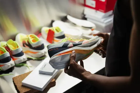 【最終 FuelCellSuperCompElitev4 ニューバランス 27 最終 FuelCellSuperCompElitev4 ニューバランス 27 - メルカリ