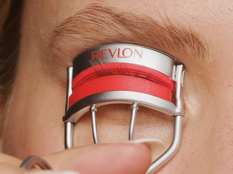 thumbnail video image 3 of Revlon Triple-Stepped Lash Curler, 3-Tiered Lash Pads for Tug-Free Curling, 1 count, 3 of 18