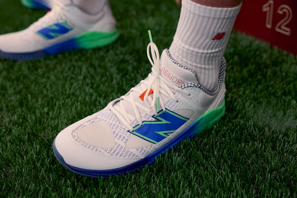 New Balance Fresh Foam 3000 V7 Labworks Turf Baseball Shoes