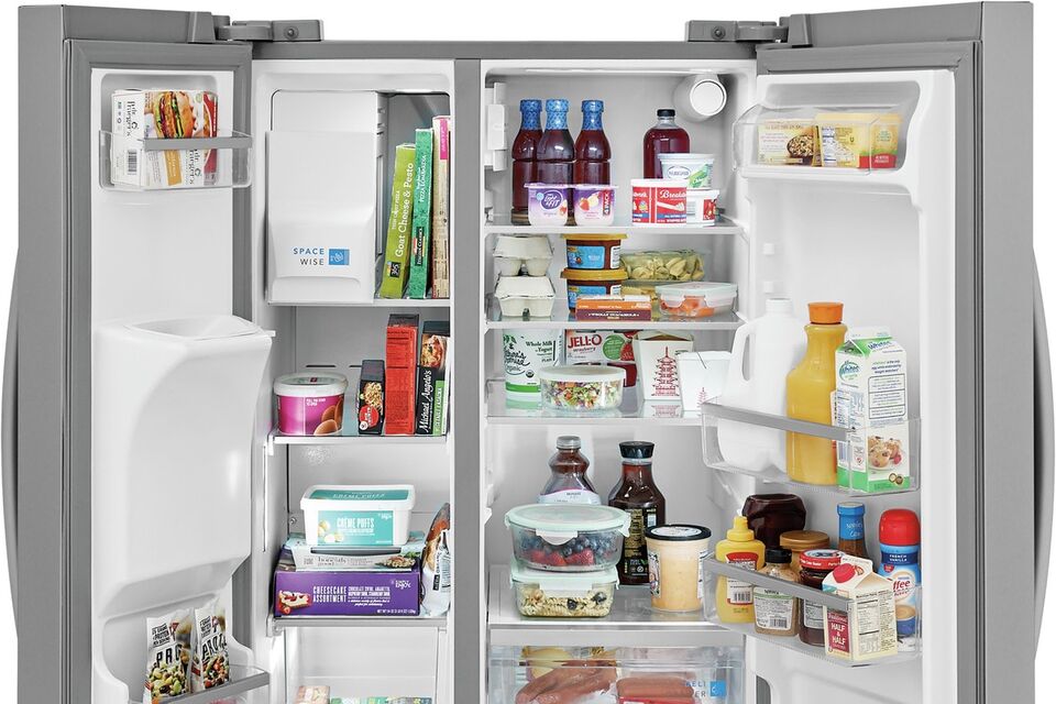 thumbnail video image 7 of Frigidaire Gallery GRSS2652AF 25.6 Cu Ft Side-by-Side Refrigerator, Stainless Steel, 7 of 7