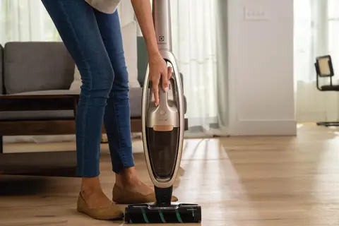 Electrolux WELLQ7 Hard Floor Stick Vacuum
