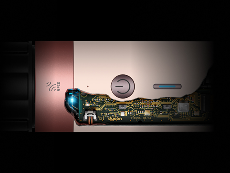 Cutaway shows the heat management technology within the Airwrap Co-anda2x multi-styler and dryer.
