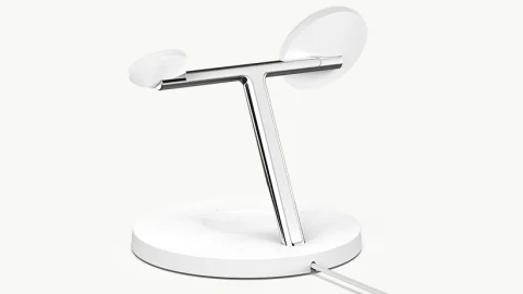 Belkin 3in1 MagSafe 充電スタンド ホワイト Amazon.com: Belkin MagSafe 3-in-1 Wireless Charging Stand