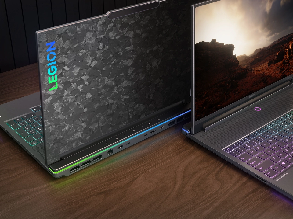 Lenovo Legion 9 16IRX8 16