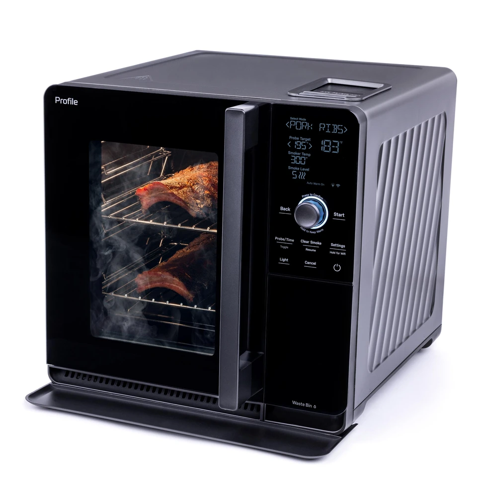 邦楽 BLACK SMOKER BABA CMT INNER SCIENCE GE Profile™ Carbon Black Smart Indoor Smoker | Wilson's