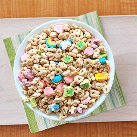 Lucky Charms Minis Cereal with Marshmallows, Kids Breakfast Cereal